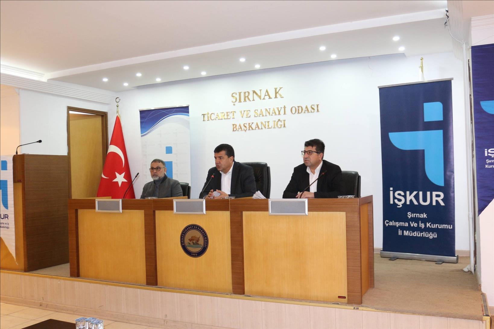 ekip-tekstil-sehri-nuh-tekstil-fabrikasi-toplu-is-gorusmesi