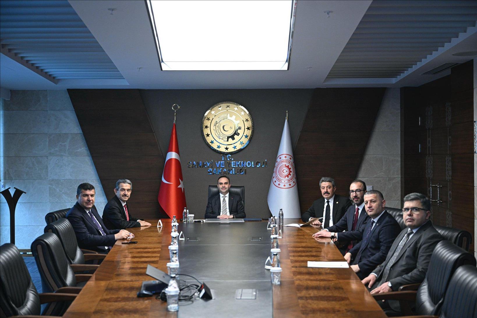 sirnak-heyetinden-sanayi-ve-teknoloji-bakanligina-onemli-ziyaret